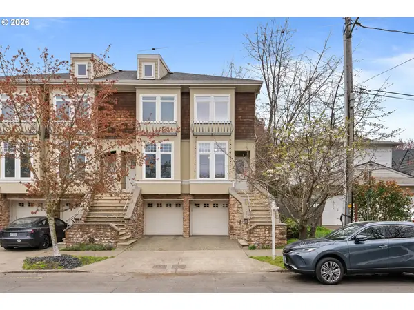 723 NE Tillamook St, Portland, OR 97212