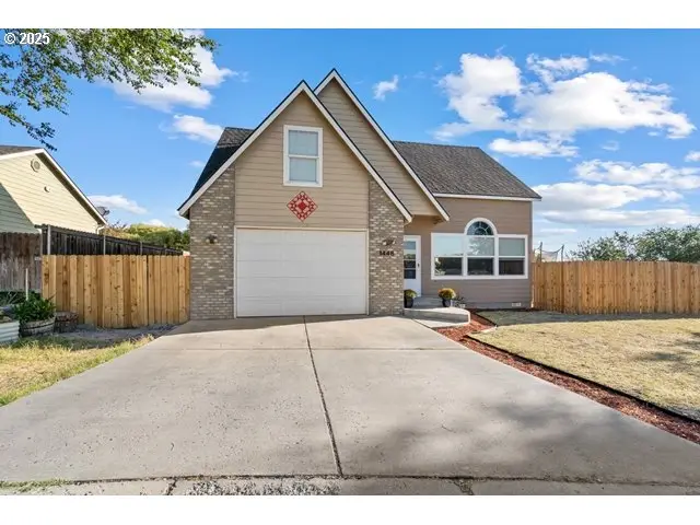 1448 SW Riverhill Dr, Hermiston, OR 97838 - #1