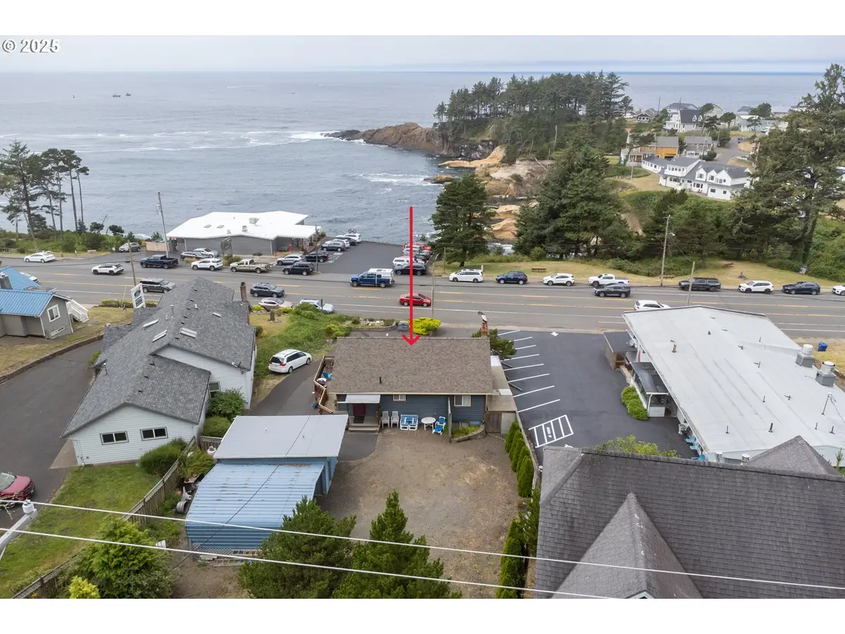 318 N Highway 101, Depoe Bay, OR 97341 - Image #1