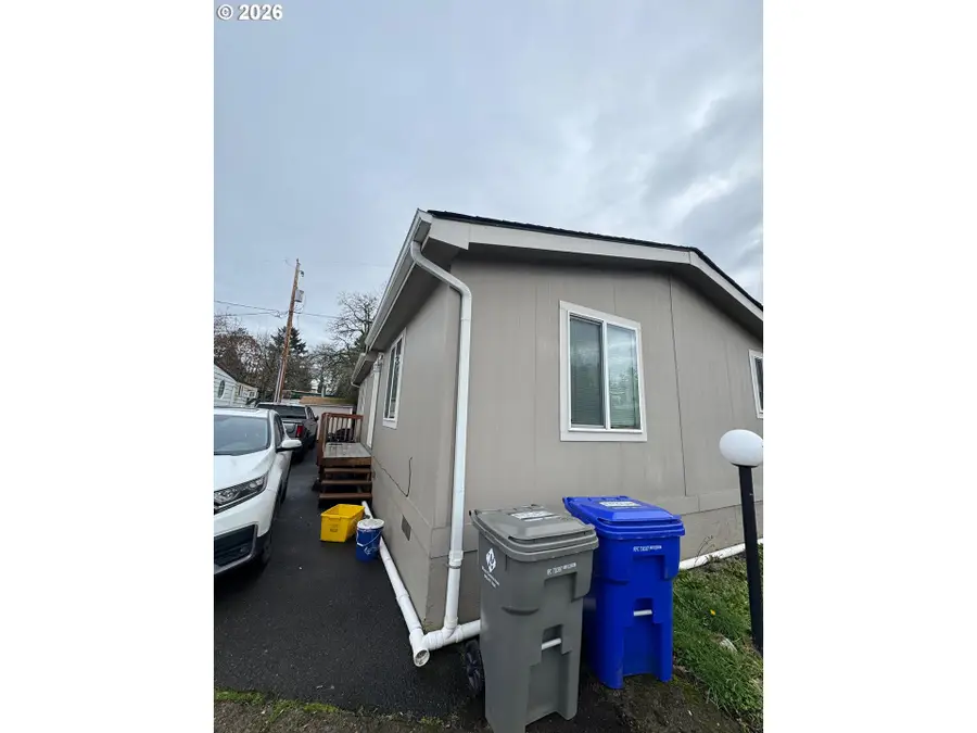 13055 SE Stark St #39, Portland, OR 97233 - Image #2