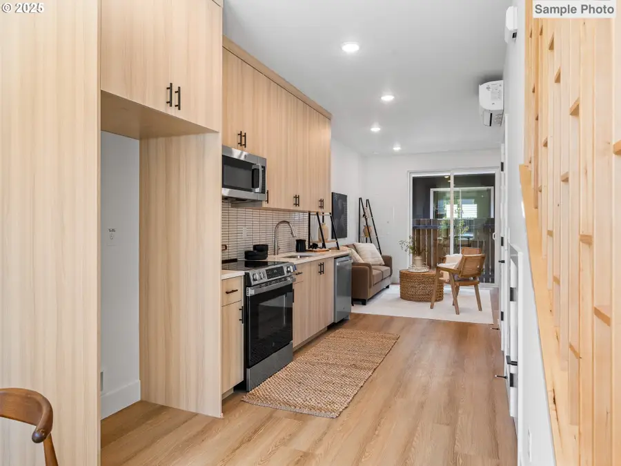 251 N Skidmore St #6, Portland, OR 97217 - Image #2