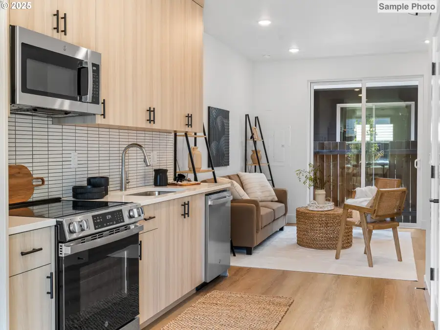 251 N Skidmore St #6, Portland, OR 97217 - Image #3