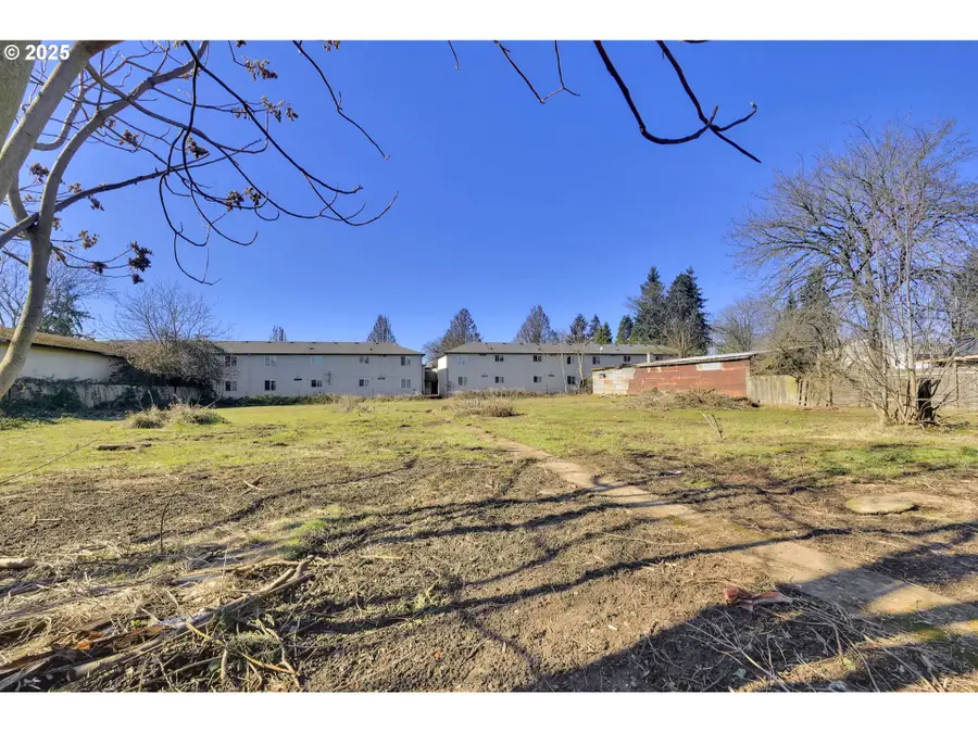 168 N Cleveland St, Eugene, OR 97402 - Image #2