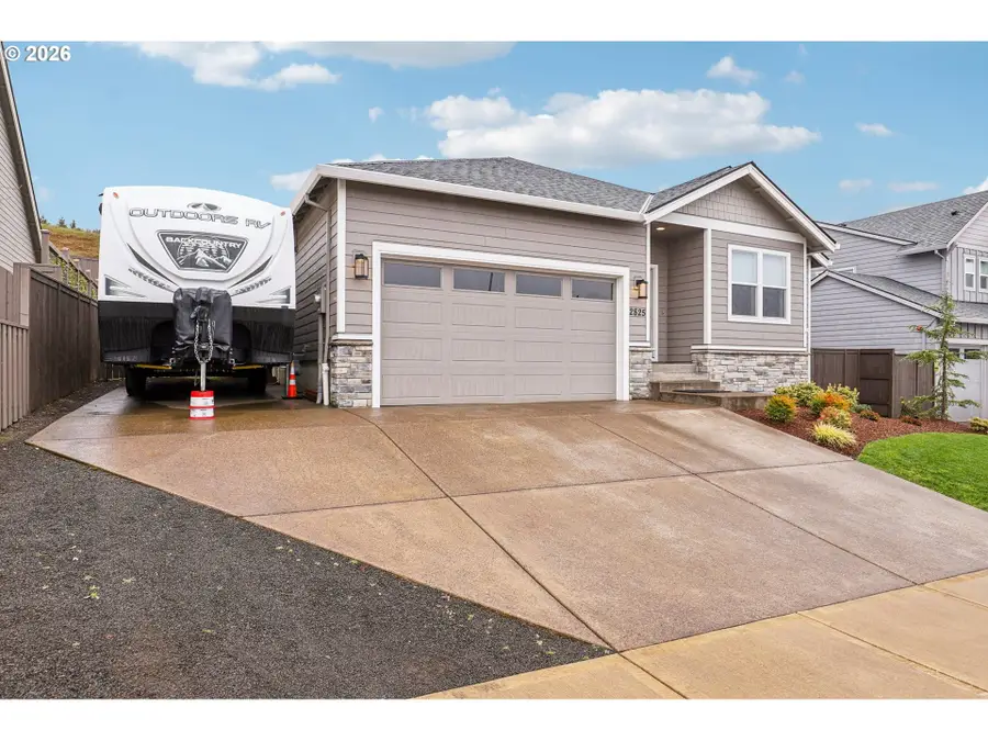 2825 NW Mt Ashland Ln, McMinnville, OR 97128 - #2