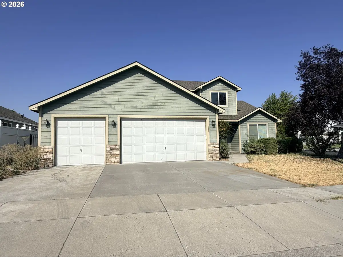 187 NE 11th Pl, Hermiston, OR 97838 - #1