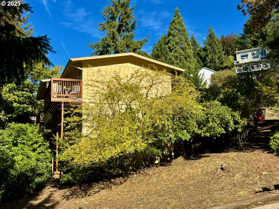 3790 Oynx, Eugene, OR 97405 - Image #2