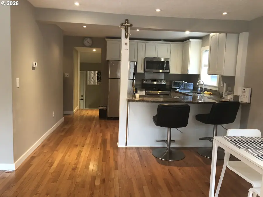 3319 SE 52nd Ave, Portland, OR 97206 - #2