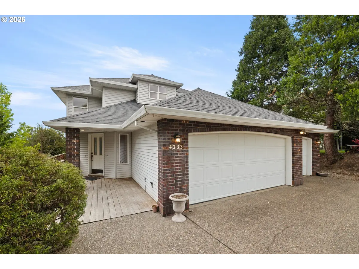 4233 SW 28th Ct, Gresham, OR 97080 - #1