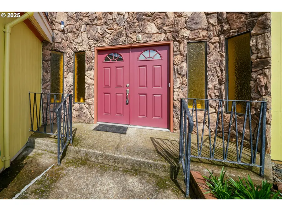 3457 Champlain Ct, Salem, OR 97304 - #3