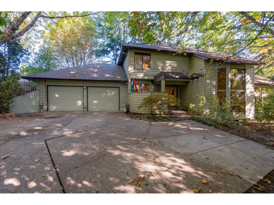 1355 SW Russ Ln, McMinnville, OR 97128 - #3
