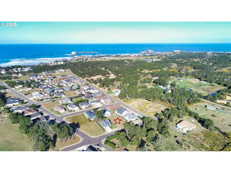 2653 Franklin Ave Sw, Bandon, OR 97411 - Image #3