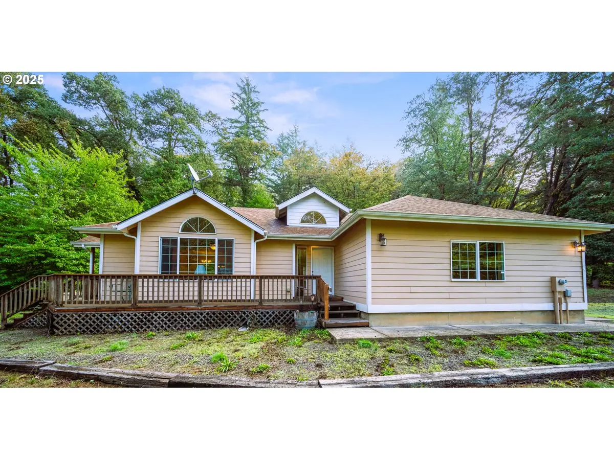 140 Golden Dr, Scottsburg, OR 97473 - Image #1