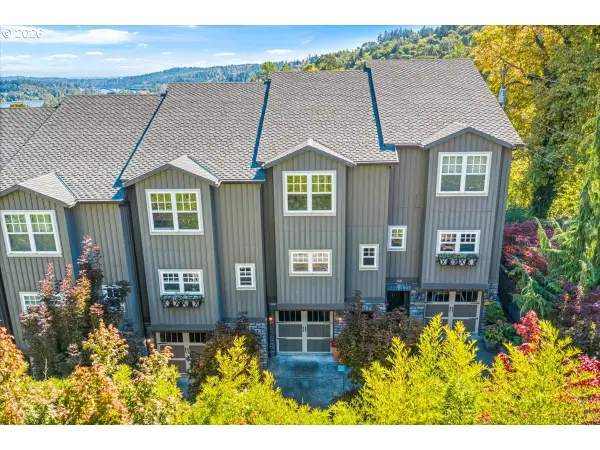 4642 SW Condor Ave #2, Portland, OR 97239