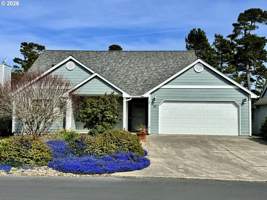 18 Mariners Ln, Florence, OR 97439 - #2