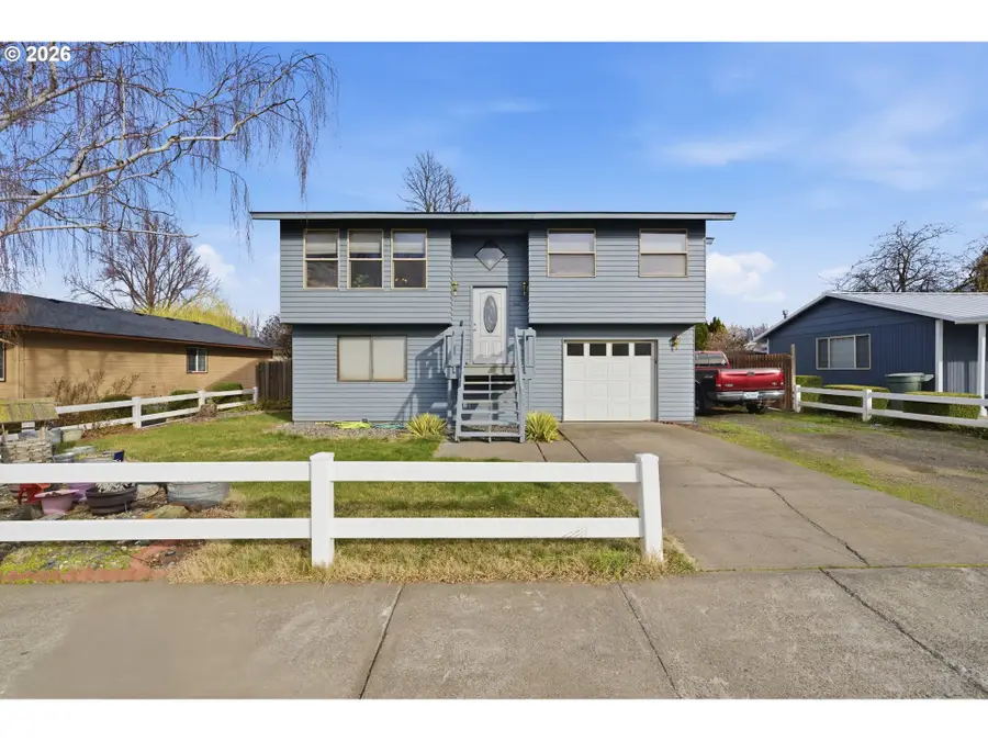 162 Tara St, Milton Freewater, OR 97862 - #2