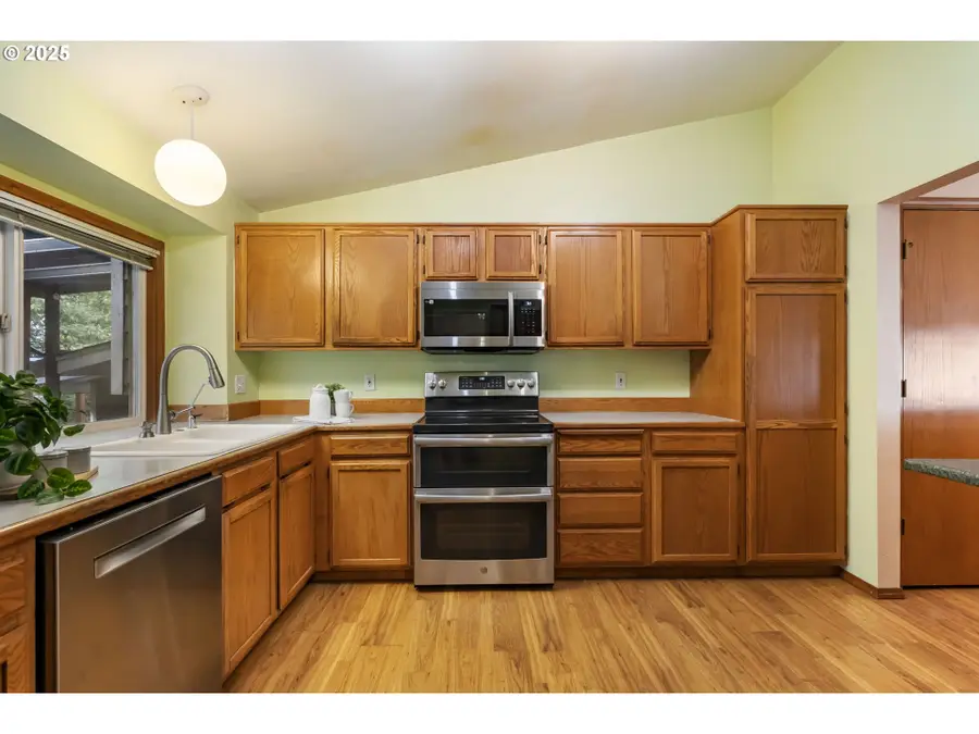 8914 NE 28th Pl, Vancouver, WA 98665 - Image #3