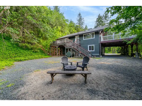 988 Savage Creek Rd, GrantsPass, OR 97527