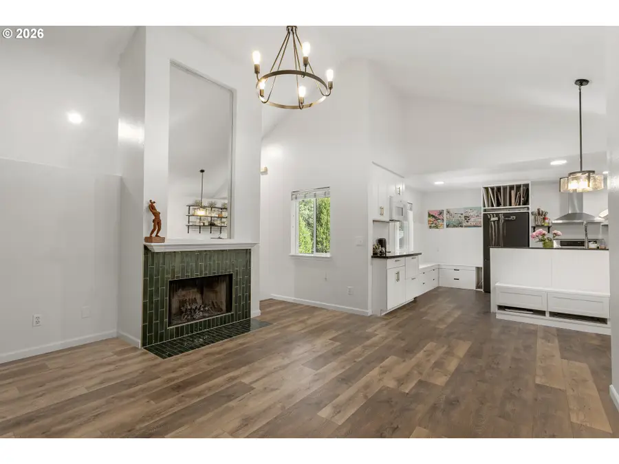 5225 Jean Rd #108, Lake Oswego, OR 97035 - #3