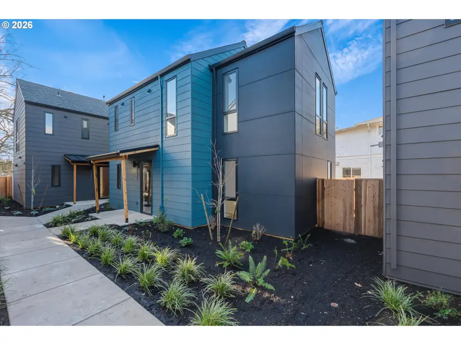 5484 SE Boise St, Portland, OR 97206 - #3