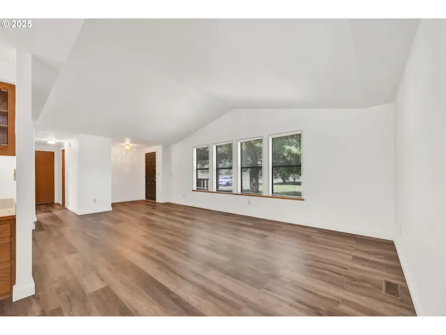 7349 Henderer Rd, Elkton, OR 97436 - Image #3