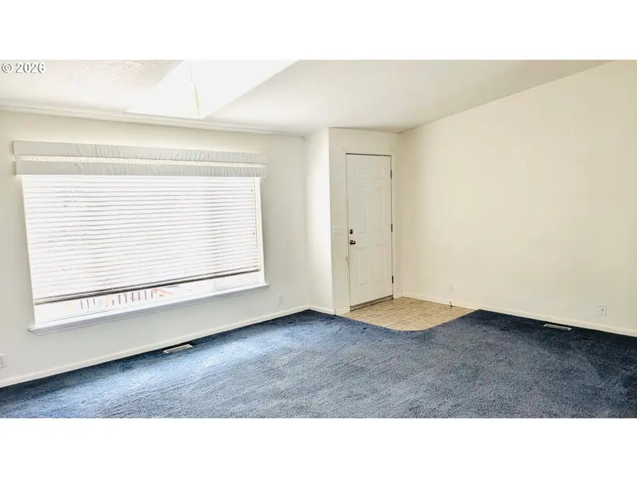 6425 SW Canal Blvd, Redmond, OR 97756 - #2