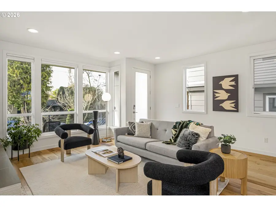 2742 SE 28th Ave, Portland, OR 97202 - #3