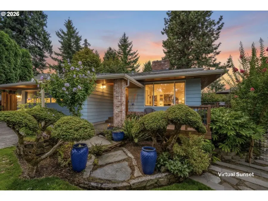725 NW Mawrcrest Dr, Gresham, OR 97030 - #2