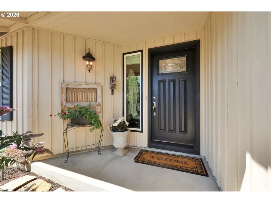 2776 Dayna Ln, Eugene, OR 97408 - Image #3