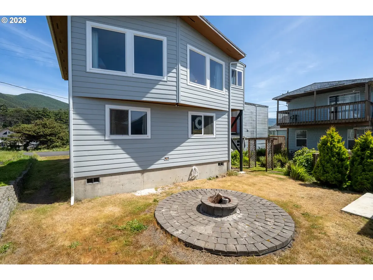 1841 N Miller St, Rockaway Beach, OR 97136 - #1