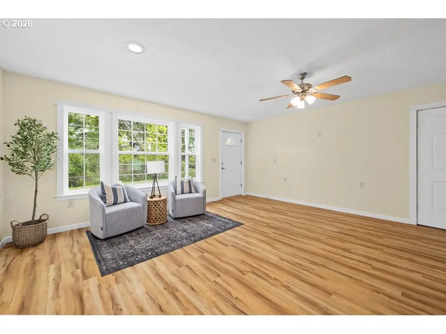 681 SW Birch Ave, Warrenton, OR 97146 - #2