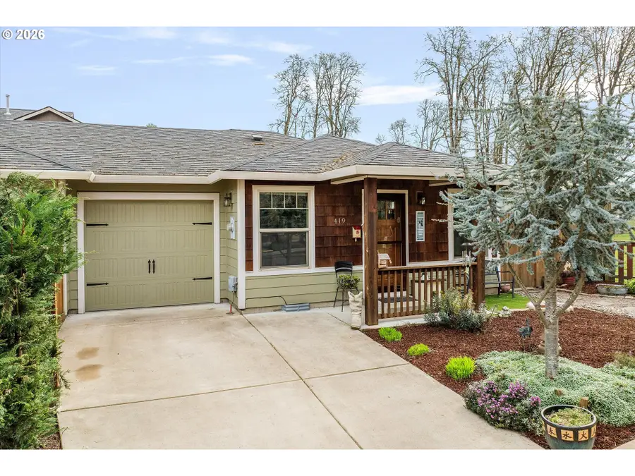 419 Sunset Ct, Amity, OR 97101 - #3