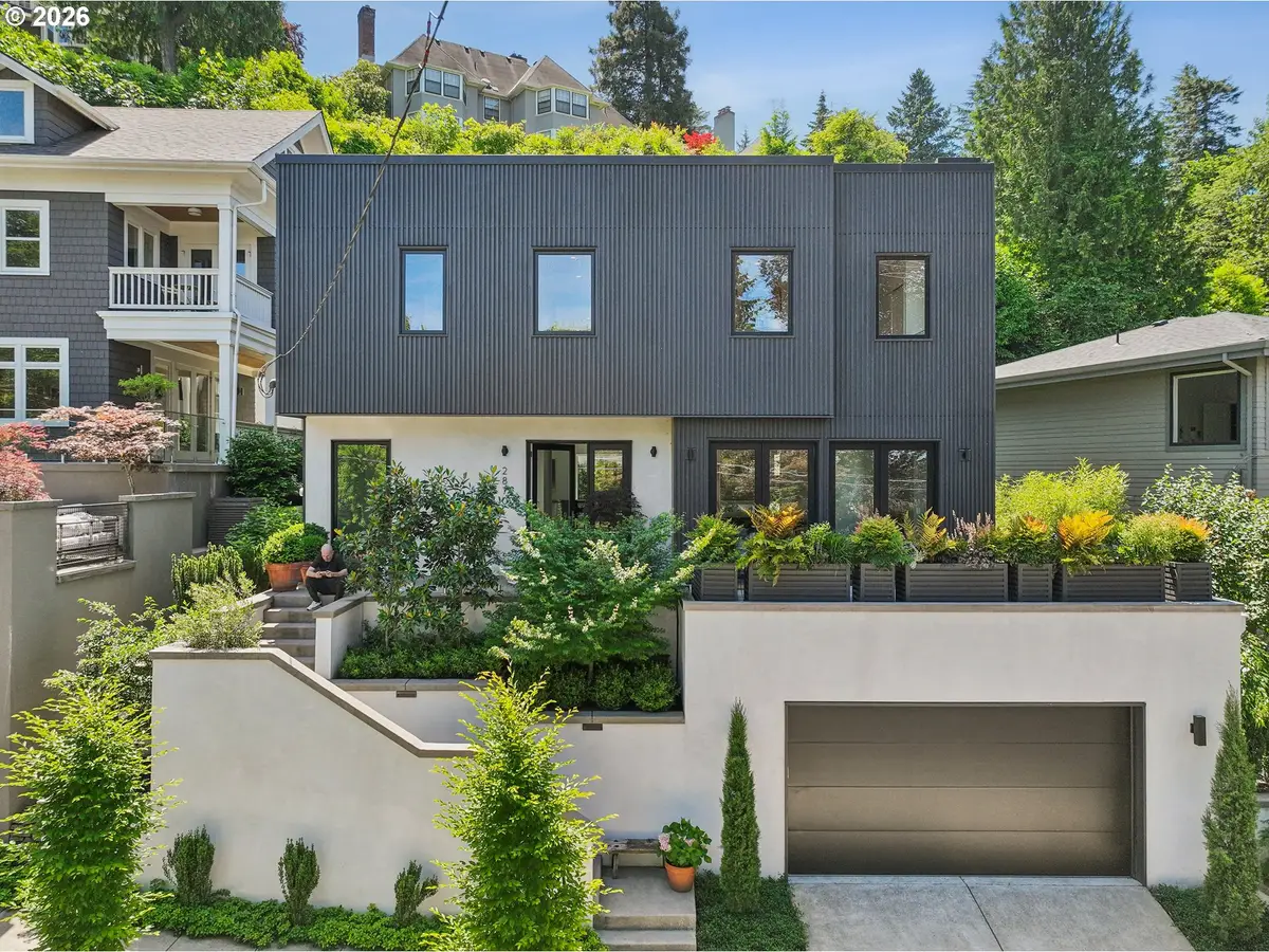 2870 NW Westover Rd, Portland, OR 97210 - #1