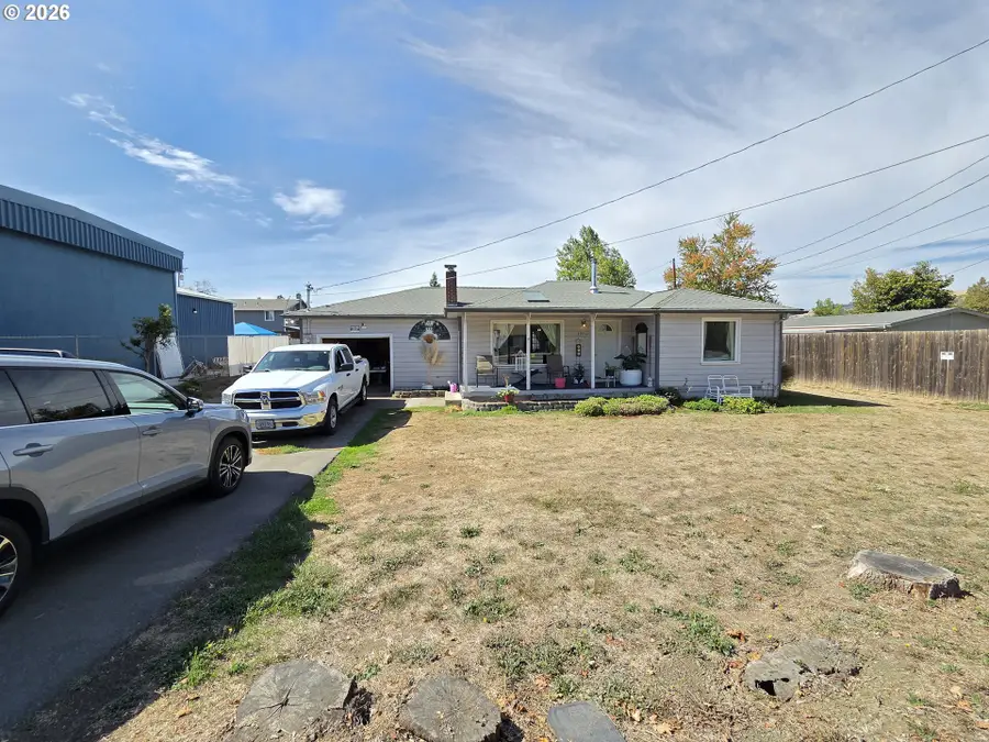 3974 Carnes Rd, Roseburg, OR 97471 - #2