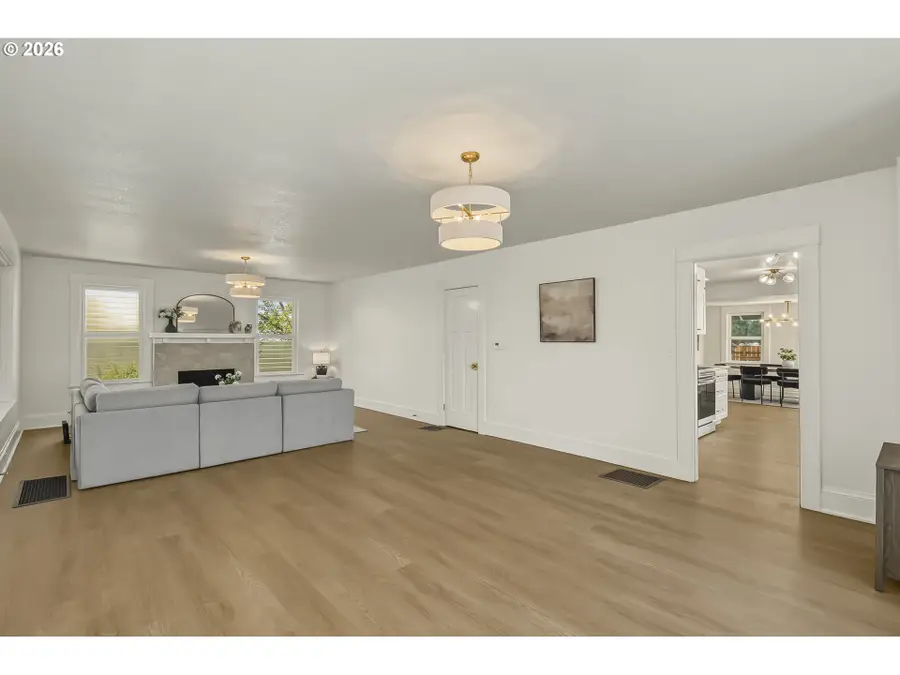 9131 N Lombard St, Portland, OR 97203 - #2