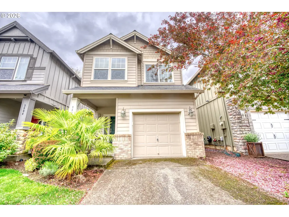 3518 SE Pinewood Ave, Hillsboro, OR 97123 - #1