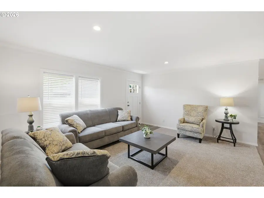 1547 A St, Springfield, OR 97477 - #3