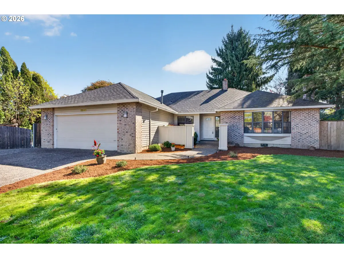 1244 NE 56th Ct, Hillsboro, OR 97124 - #1