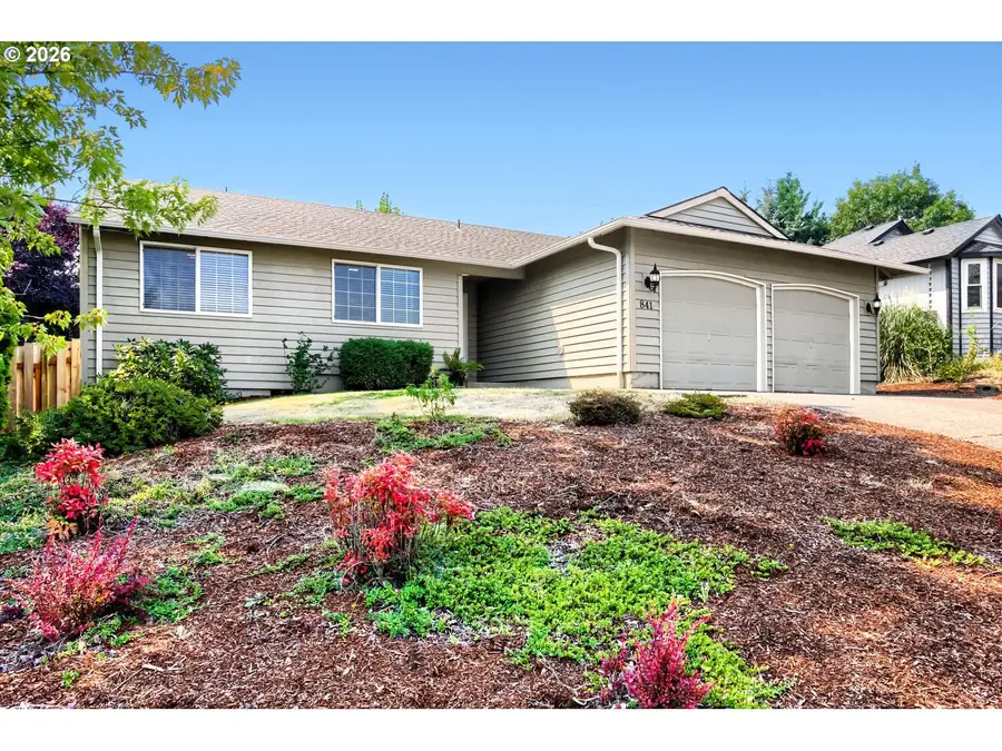 841 12th St, Lafayette, OR 97127 - #3