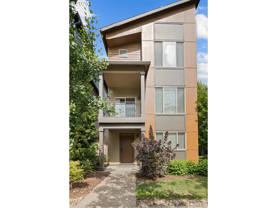 14323 SW Burlwood Ln, Beaverton, OR 97005 - Image #2