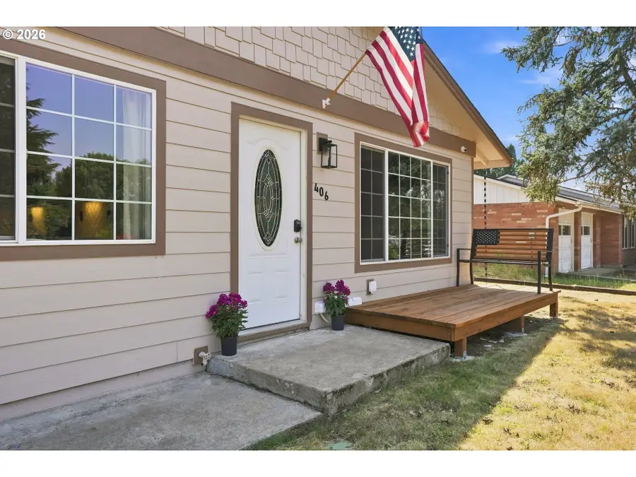 406 E Mission Dr, Newberg, OR 97132 - #3