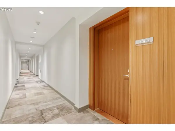 841 S Gaines St, Portland, OR 97239