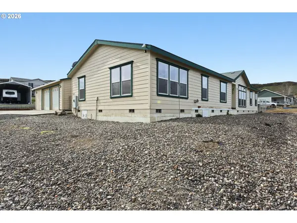 1265 Wright Rd, Arlington, OR 97812