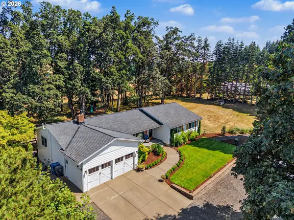 3432 Seminole Rd, Silverton, OR 97381