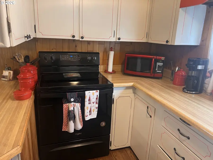 522 SE 199th Ave, Portland, OR 97233 - #3