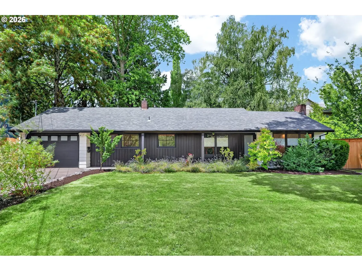 7021 SW Stephen Ln, Portland, OR 97225 - #1