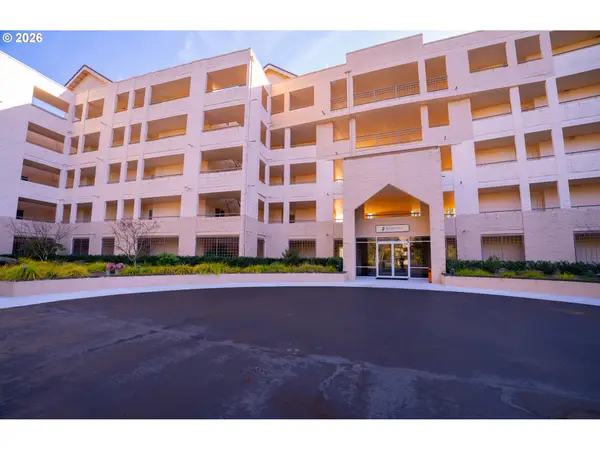 6605 W Burnside St #153, Portland, OR 97210