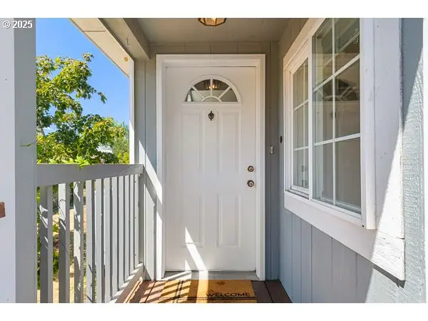 310 Pitney Ln #40, Junction City, OR 97448 - Image #3