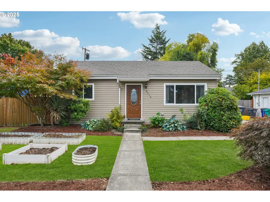 8416 NE Wygant St, Portland, OR 97220 - Image #2
