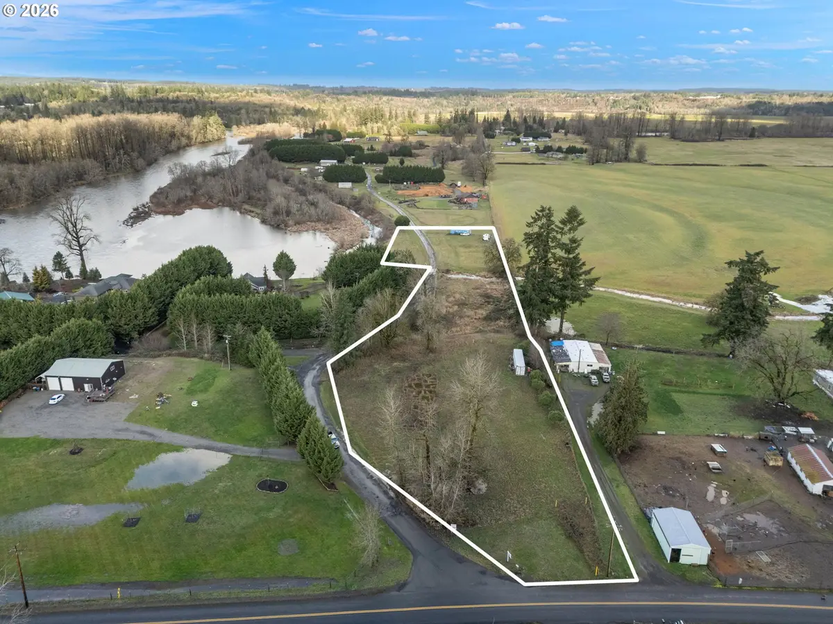 108 Shoreline Dr, Toledo, WA 98591 - #1