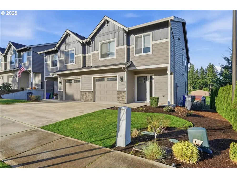 37867 College St, Sandy, OR 97055 - Image #2